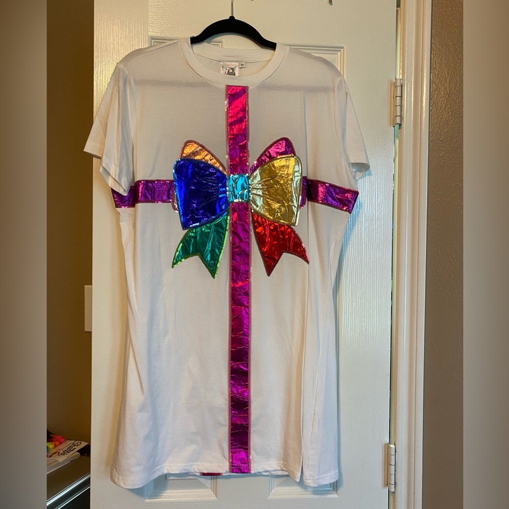 NWT QOS bow tee dress M